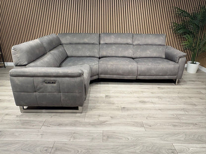 Furniture Village MOET Fabric 2 Corner 2 Power Recliner Sofa RRP £3295