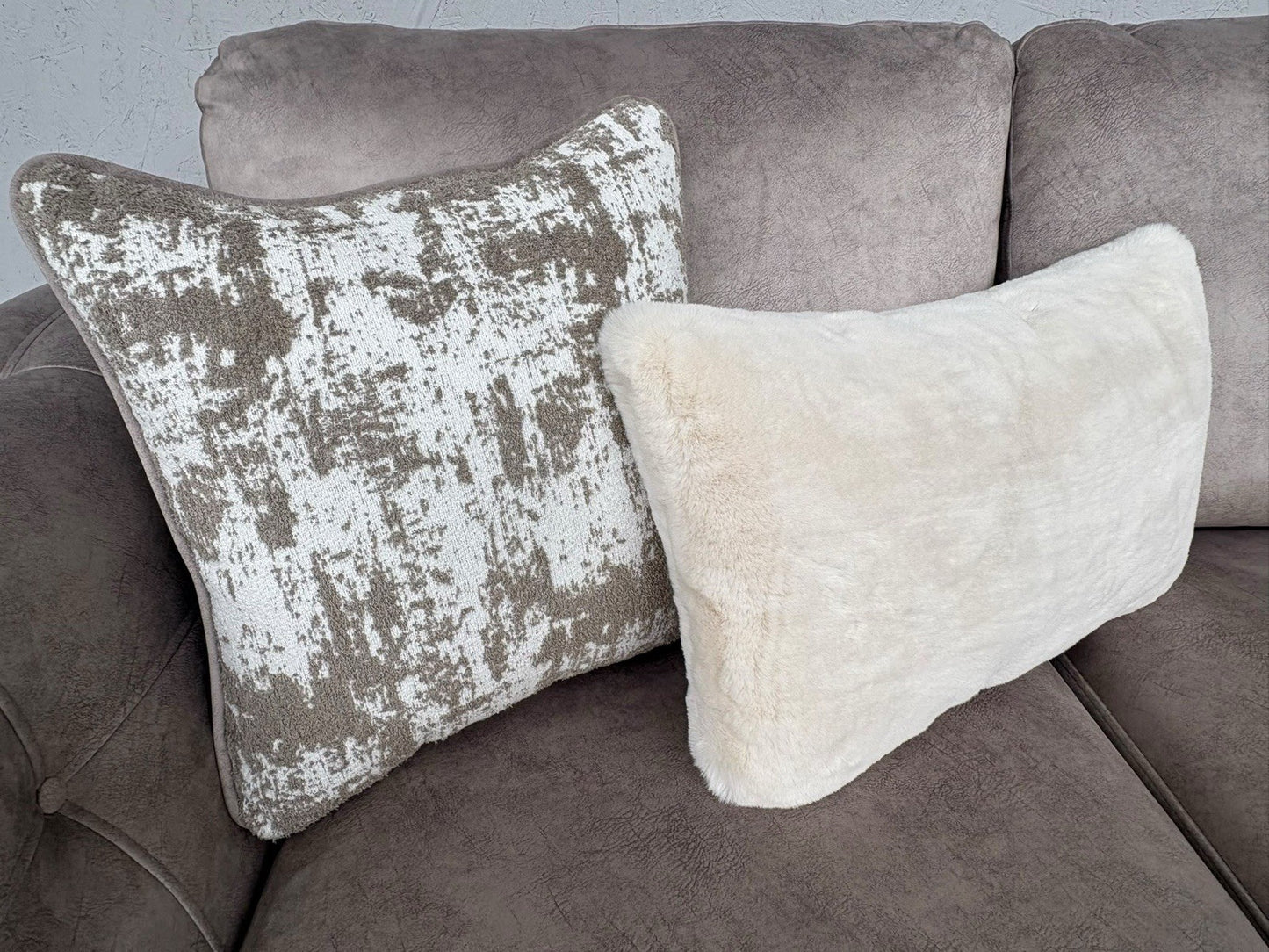 Furniture Village - Aura Large Classic Back Corner Sofa RRP - £3795
