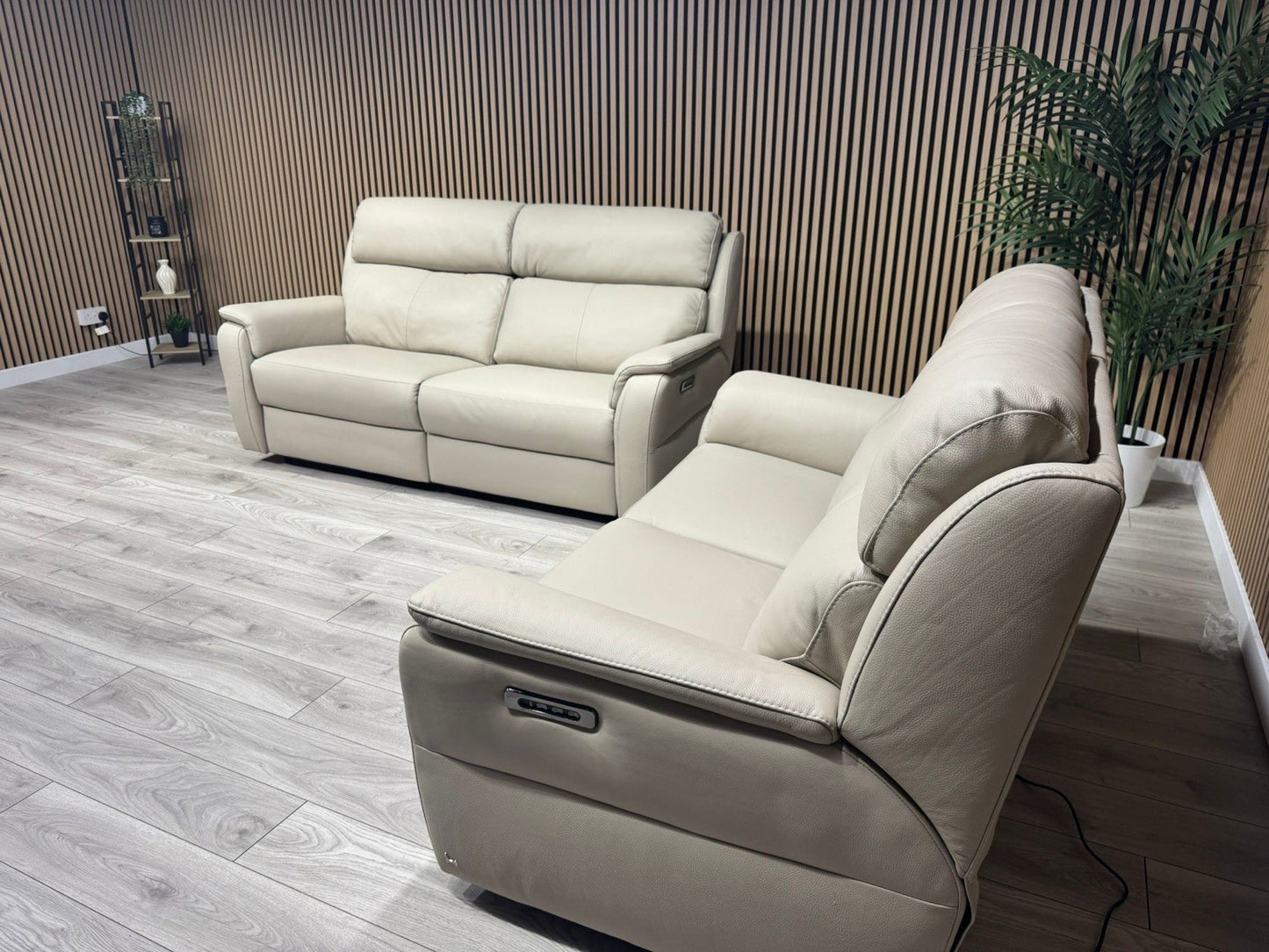 F. Village Nicoletti VITO Leather 3 + 2 Seater Power Recliner Sofas - RRP £7,190