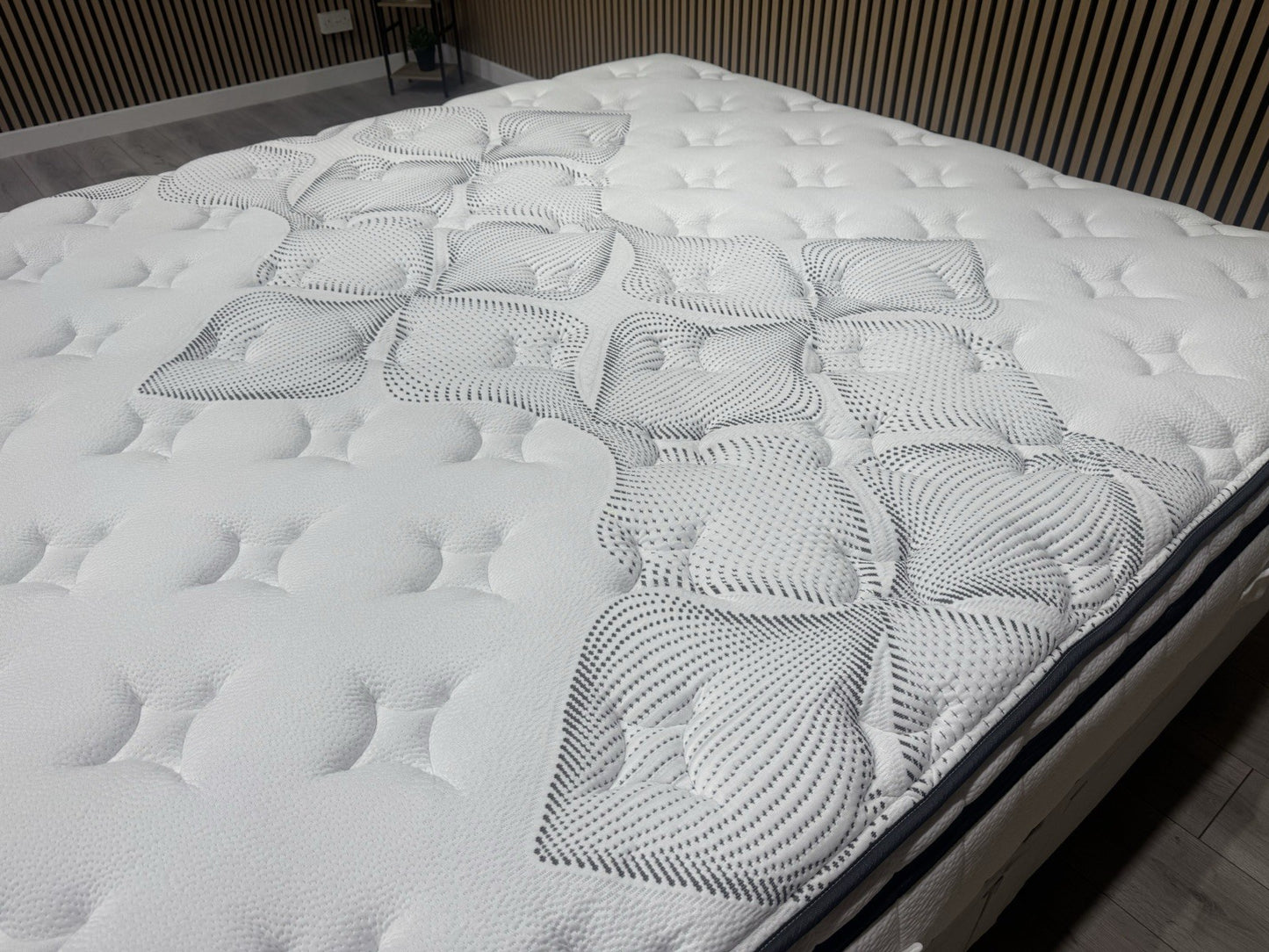 IGEL Nanotech 3500i 6ft Superking Mattress, Firm - RRP £2,099