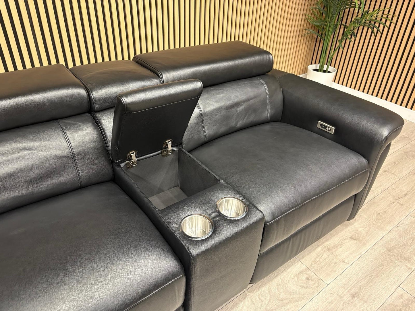 VENICE Leather 2 Corner 2 Power Recliner Sofa + Console - RRP £5,599