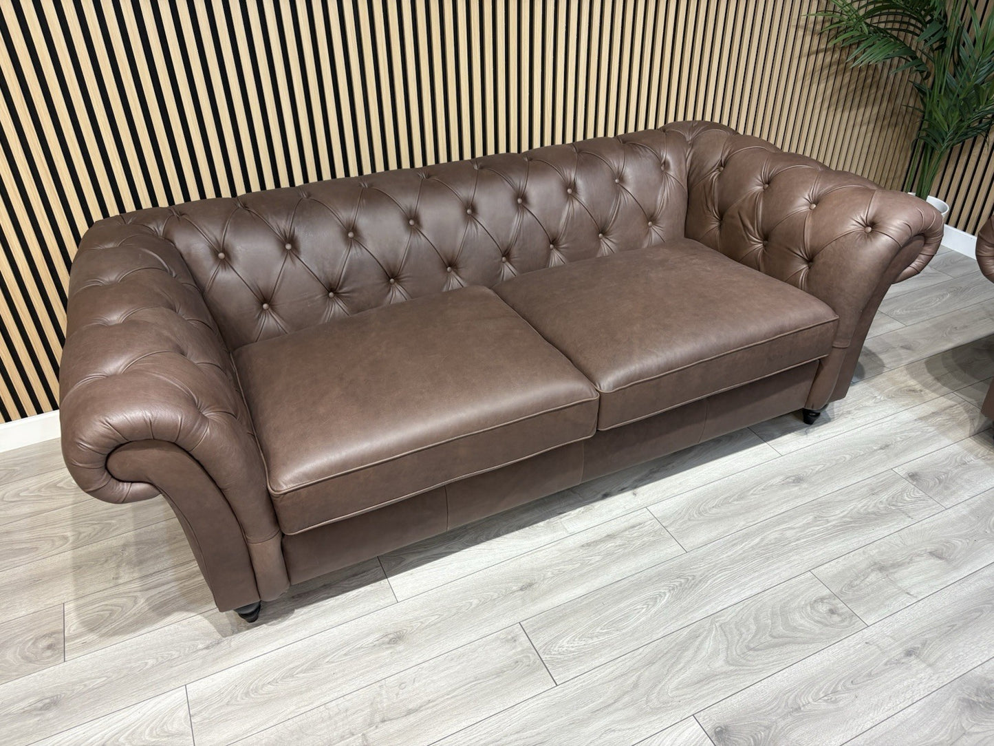 Next GOSFORD Leather Chesterfield Large 3 Seater + 2 Seater Sofa Set - RRP £5490