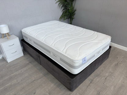 Slumberland RESPONSE LATEX LUXE 4ft Small Double Mattress, Firm - RRP £799