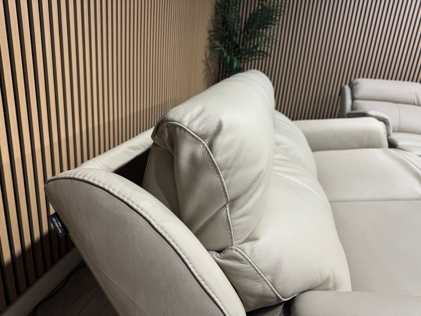 F. Village Nicoletti VITO Leather 3 + 2 Seater Power Recliner Sofas - RRP £7,190