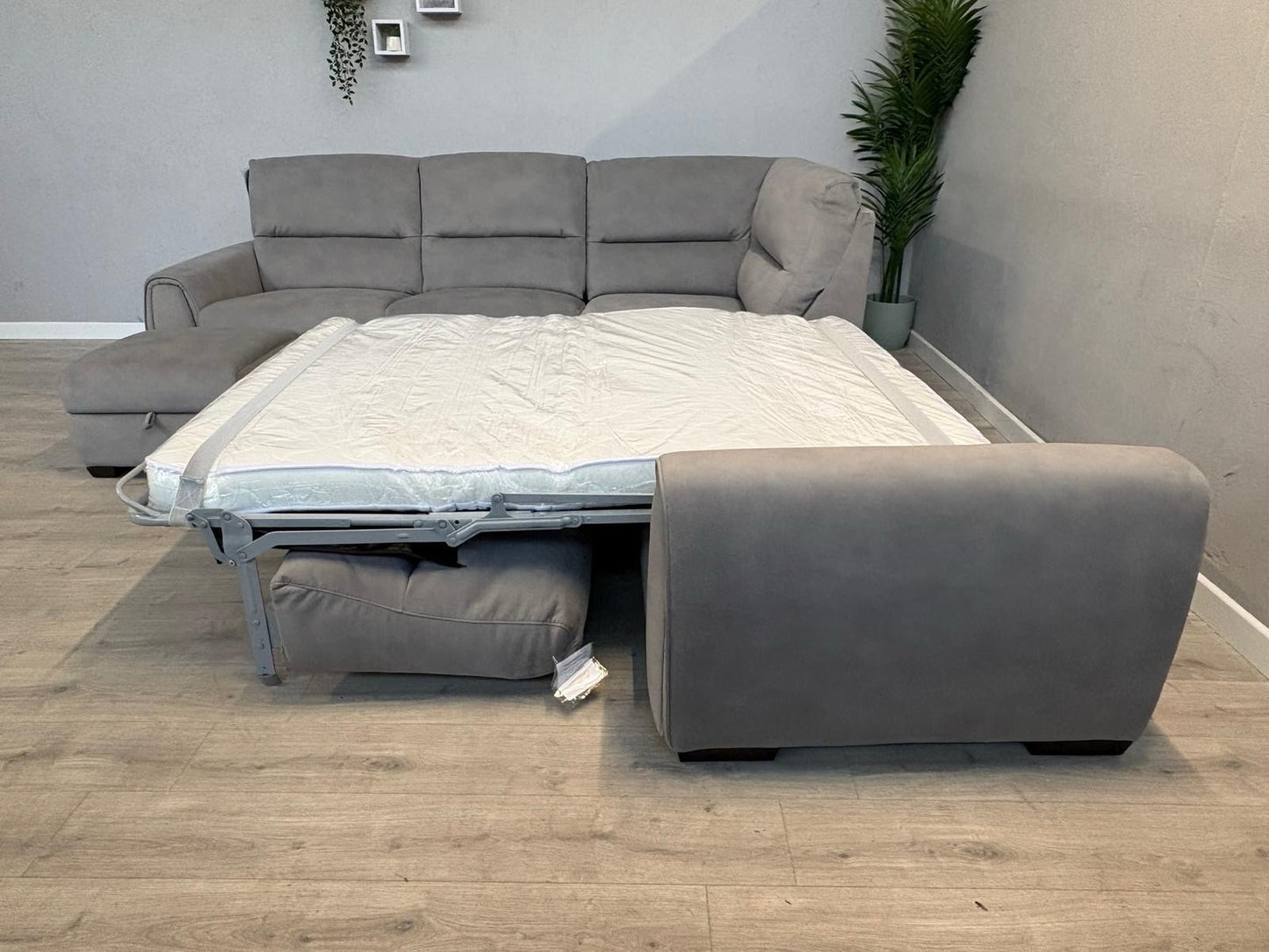 Furniture Village FLEX Fabric Large RHF Corner Sofa Bed + Footstool - RRP £3,390