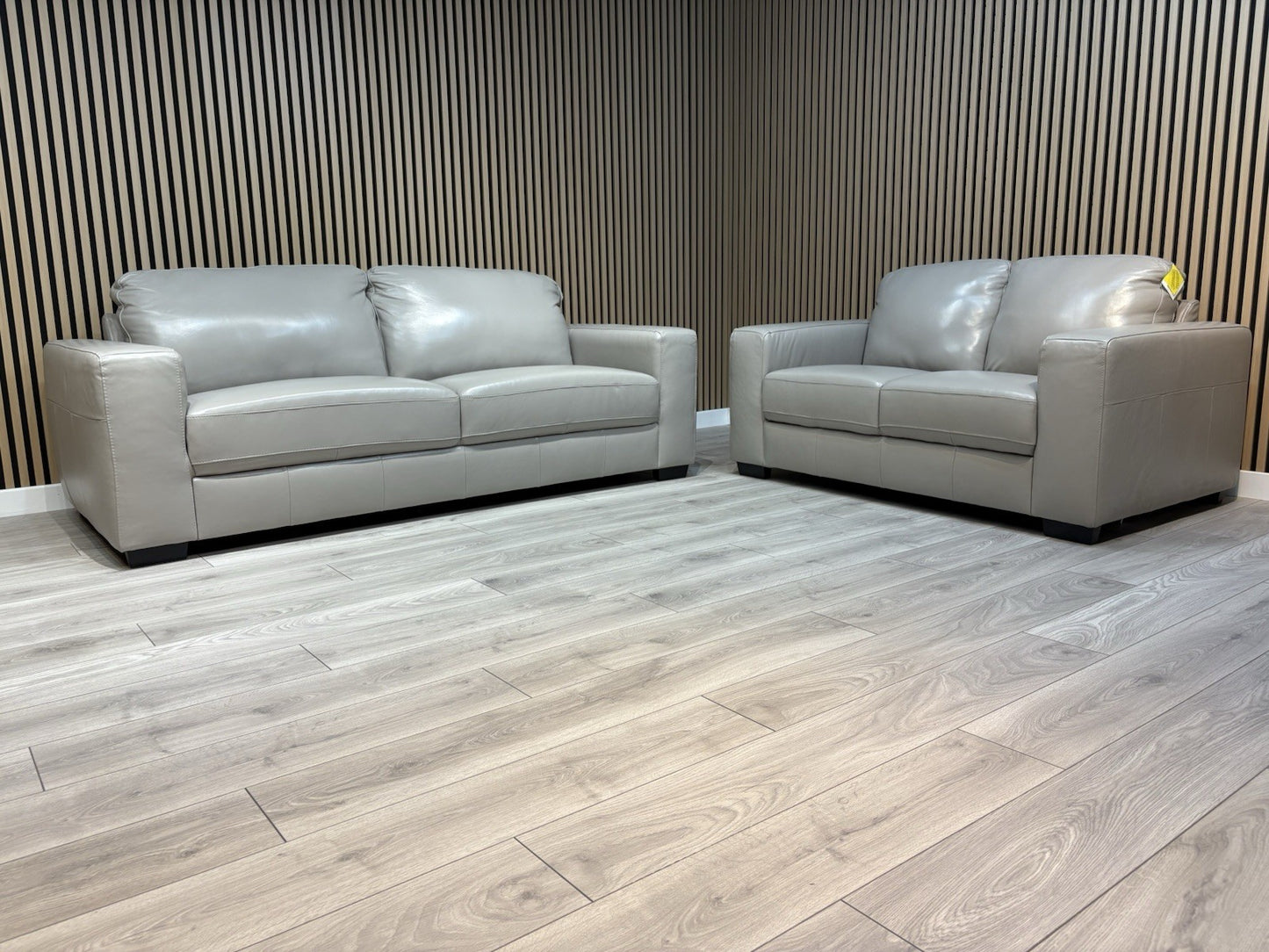 DFS - COHEN Style 3 Seater + 2 Seater Leather Sofa Set - RRP £2,398