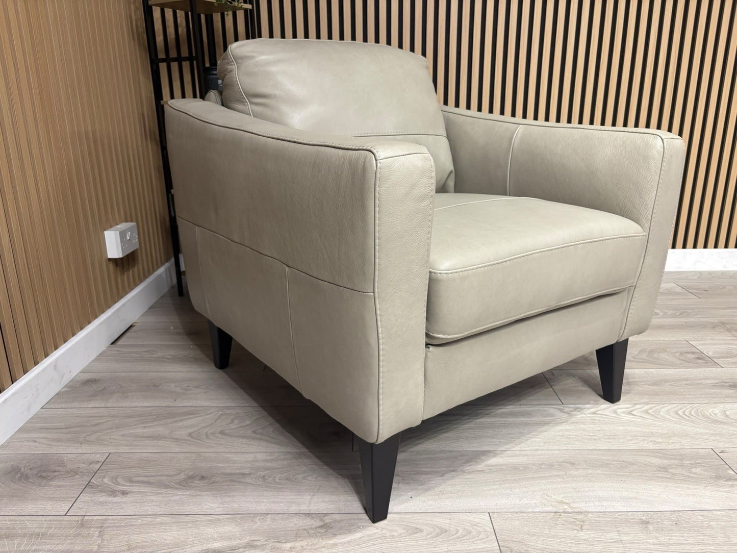 John Lewis BAILEY Style Leather Armchair RRP £1295