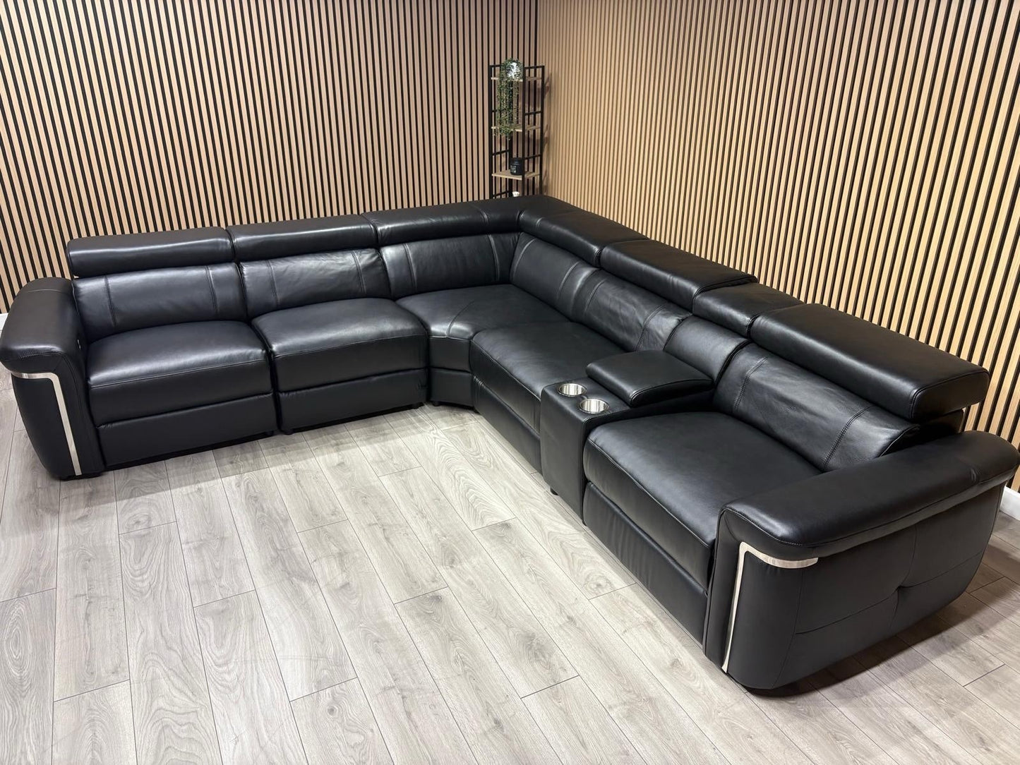 VENICE Leather 2 Corner 2 Power Recliner Sofa + Console - RRP £5,599