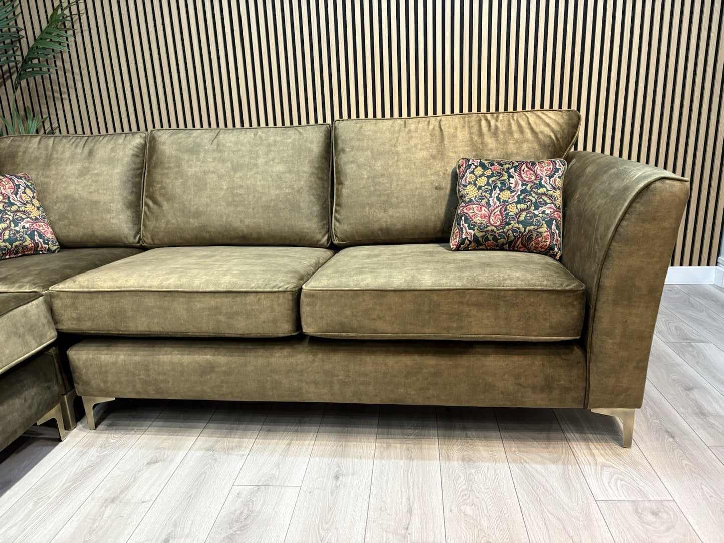 Furniture Village SASHA Fabric Large Corner Sofa ( 3 Corner 3 ) - RRP £3,495