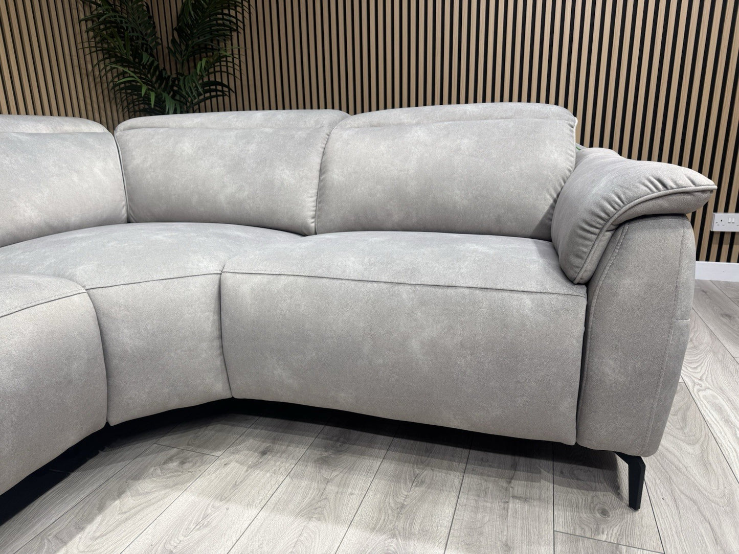 Furniture Village EZRA Style Fabric RHF Corner Sofa Power Recliners - RRP £3295