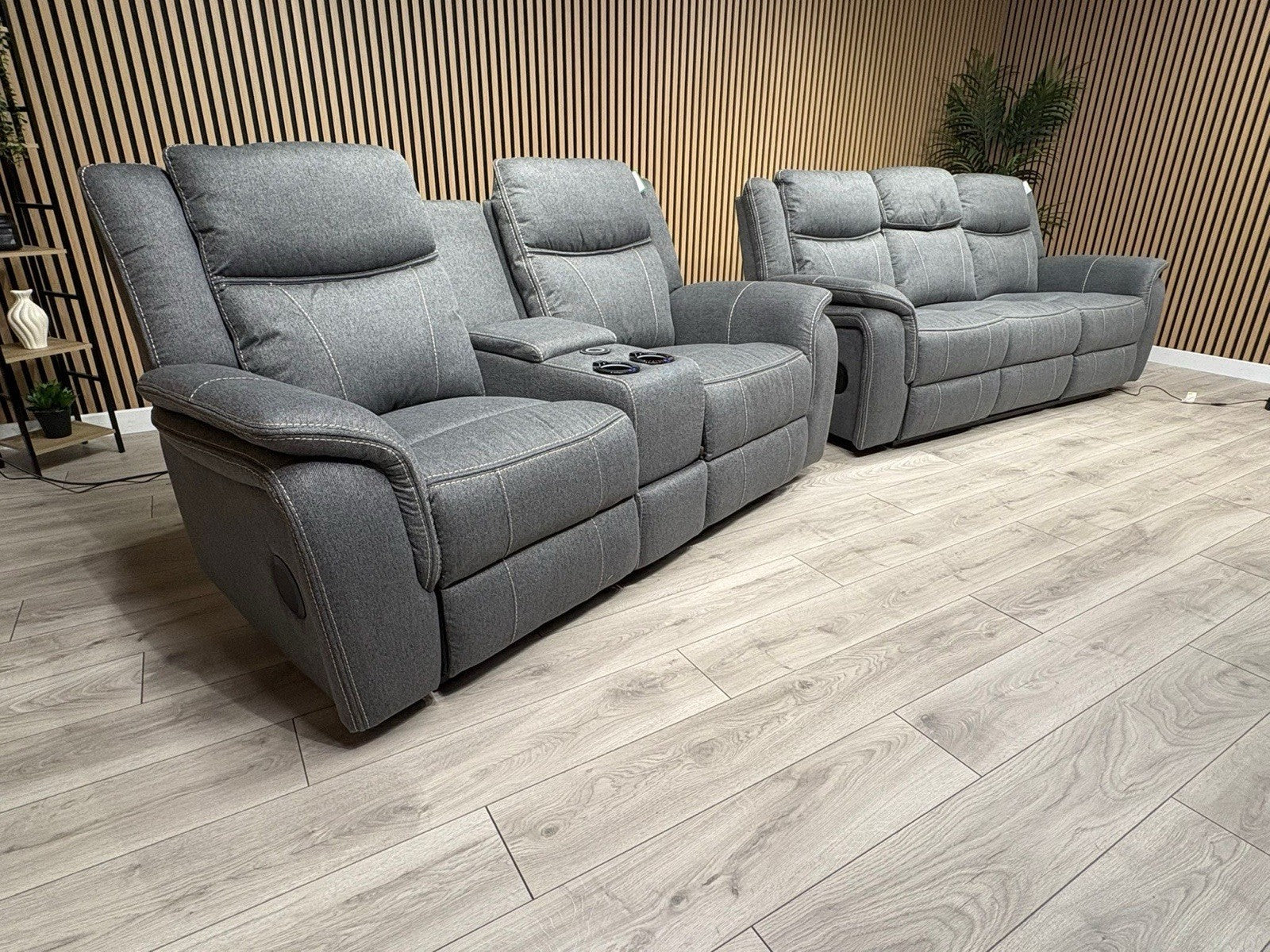 5b6b631e-0fe7-4924-9c74-f3d46e1aae79