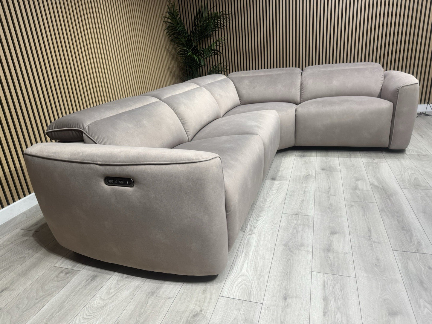 Furniture Village INCA Style Fabric Corner Sofa, Power Recliners - RRP £3195