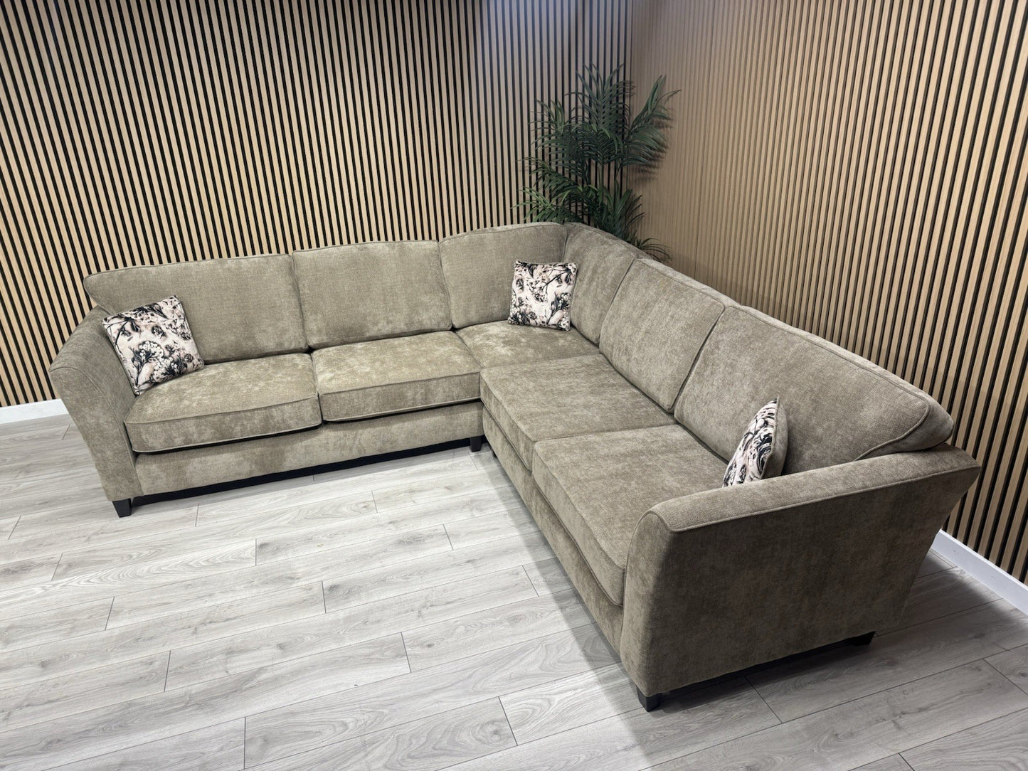 Furniture Village SASHA Fabric Large Corner Sofa ( 3 Corner 3 ) - RRP £3,495