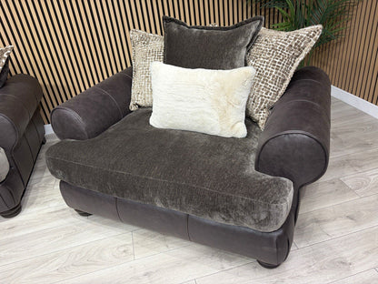 Viscount Fabric 3 Seater Sofa + Love Chair Set - RRP £3898 (PRE ORDER 6-8 WEEKS)