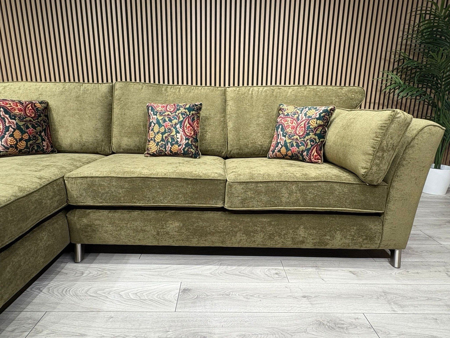 Furniture Village SASHA Fabric Large LHF Chaise Corner Sofa - RRP £3,295