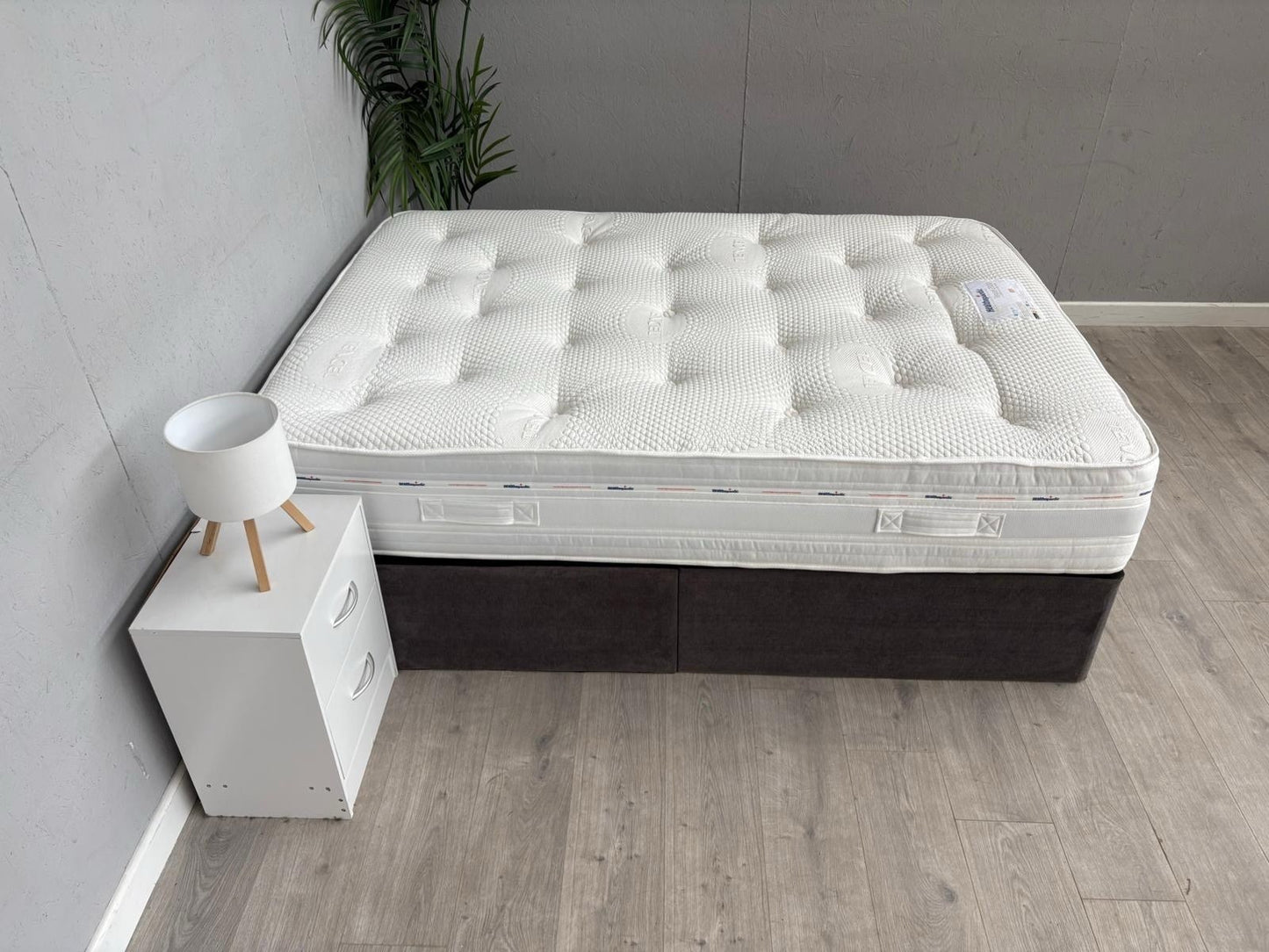 Healthopaedic TENCEL 2000 Pocket Zero Gravity 4ft 6 Double Mattress - RRP £899
