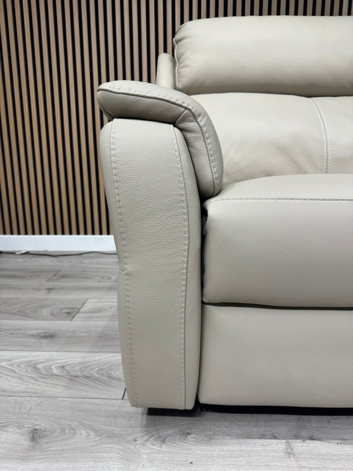 F. Village Nicoletti VITO Leather 3 + 2 Seater Power Recliner Sofas - RRP £7,190