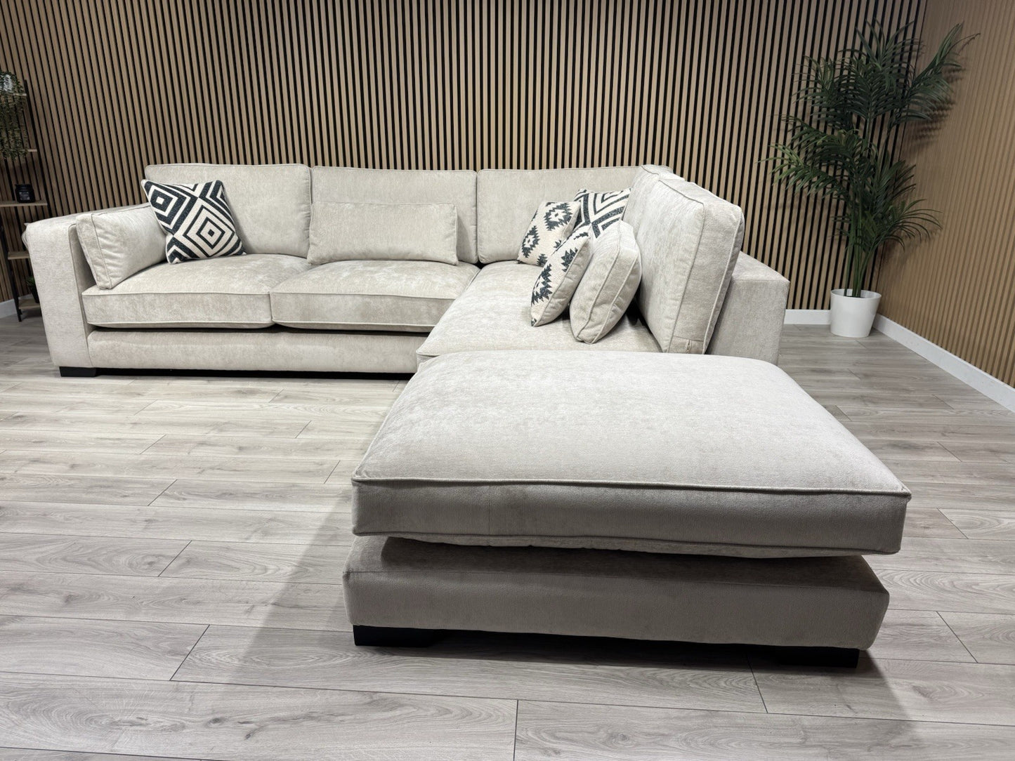 Sofology CAVALLI Style Fabric Open Chaise Corner Sofa + Footstool RRP £5398 Made To Order