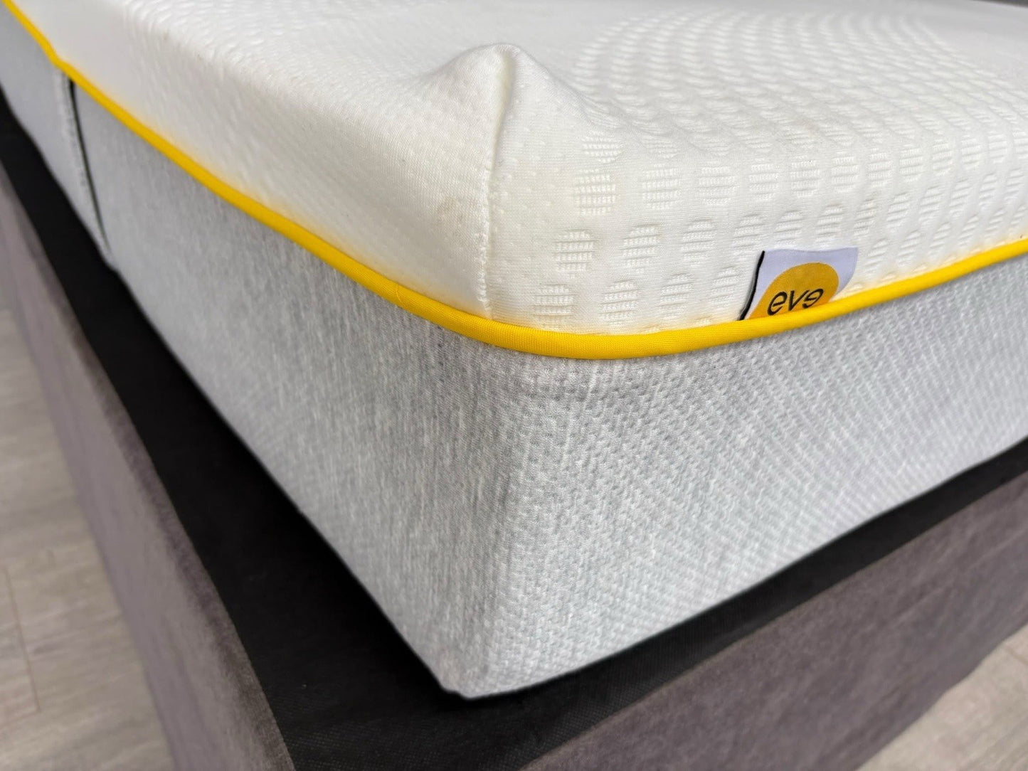 EVE Hybrid Duo 4ft Small Double Mattress, Medium - RRP £599