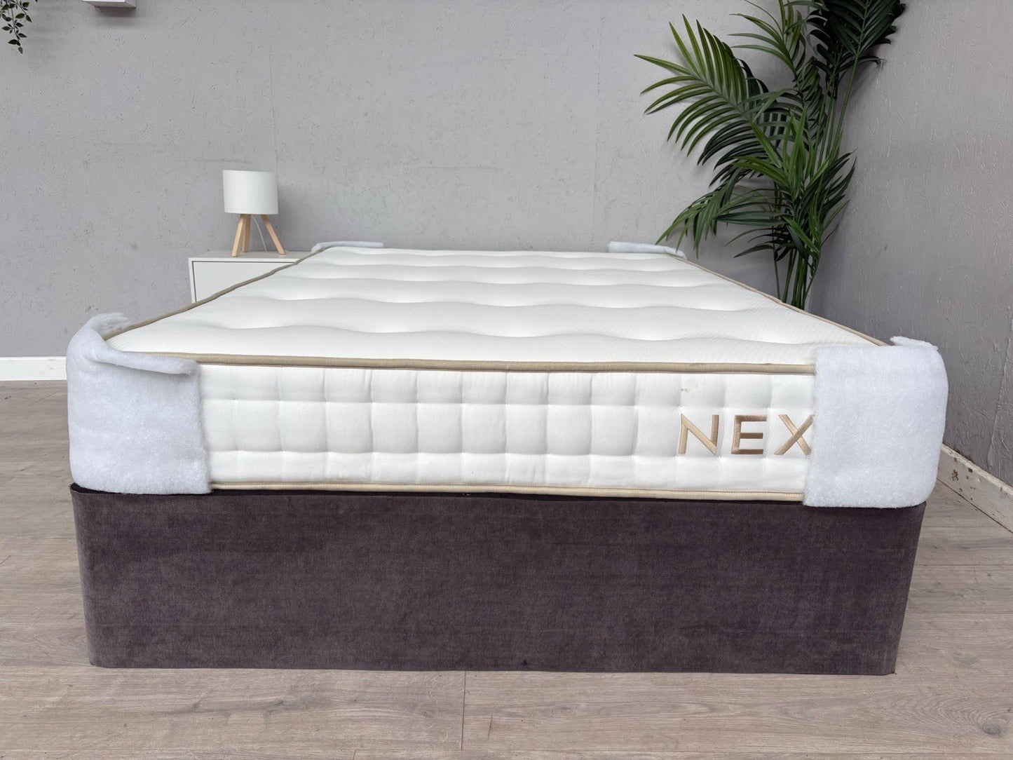 NEXT Comfort 1000 4ft 6 Double Mattress, Medium - RRP £399