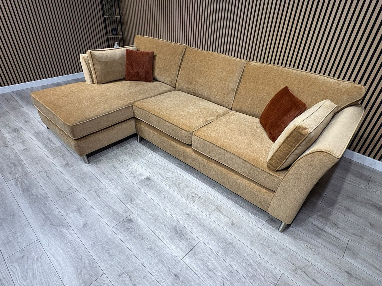 Furniture Village SASHA Fabric Large LHF Chaise Corner Sofa - RRP £3,295
