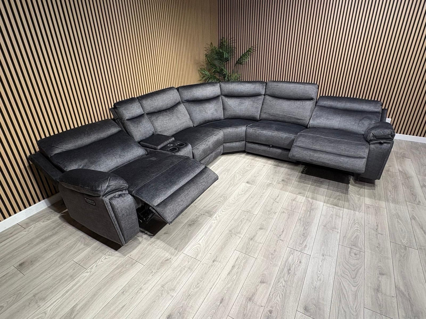DFS Trek Style Fabric 2 Corner 2 Power Recliner Sofa + Console - RRP £2,499