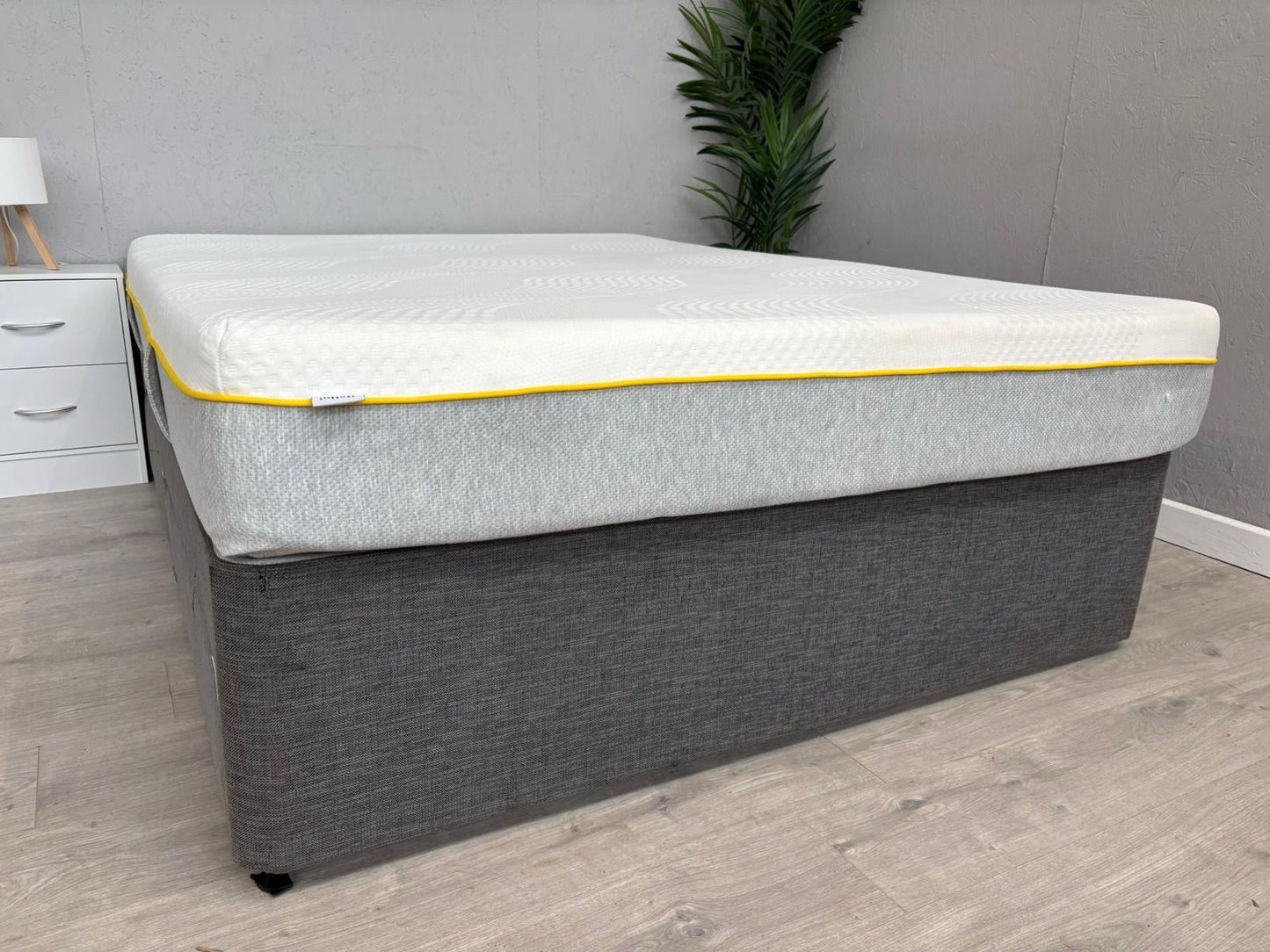 EVE Original Foam 5ft Kingsize Mattress, Medium - RRP £699