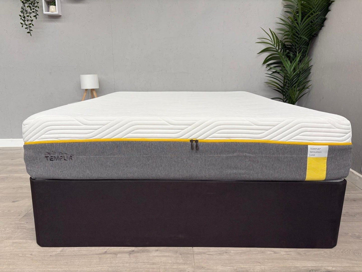 Tempur SENSATION LUXE 5ft Kingsize Mattress, Firm - RRP £2,499