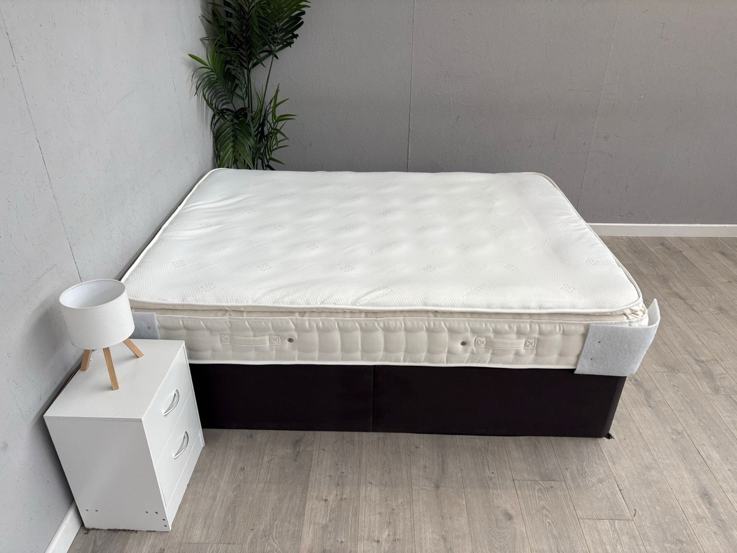 Laura Ashley EMSWORTH 2500 Pocket 5ft Kingsize Mattress - RRP £799