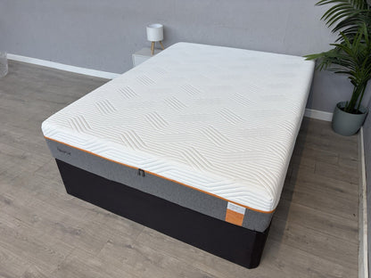Tempur Contour LUXE Memory 6FT Superking Mattress, Medium - RRP £2,699