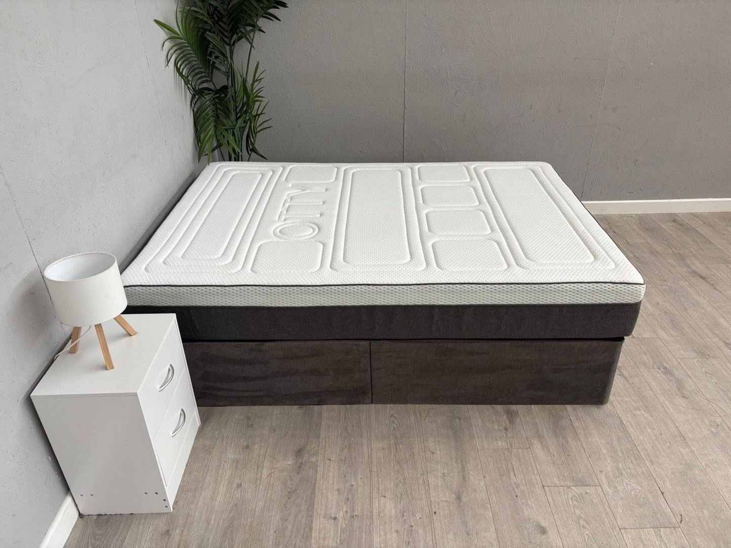 OTTY Pure Hybrid Bamboo 2000 Pocket Sprung 4ft 6 Double Mattress - RRP £649