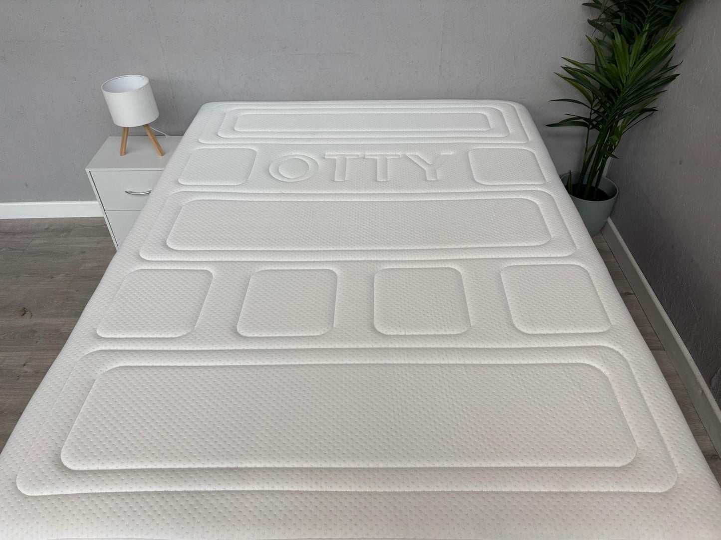 OTTY Pure Hybrid 4000 Pocket Sprung 5ft Kingsize Mattress - RRP £999