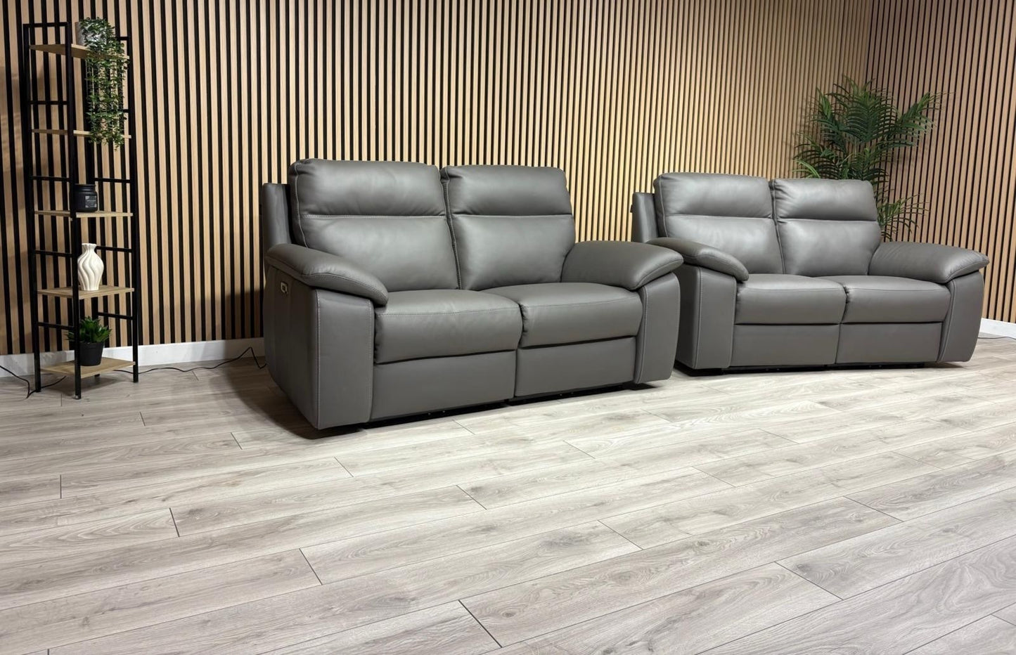 F. Village Nicoletti PEPINO Leather 2 x 2 Seater Recliner Sofa Set - RRP £4,990