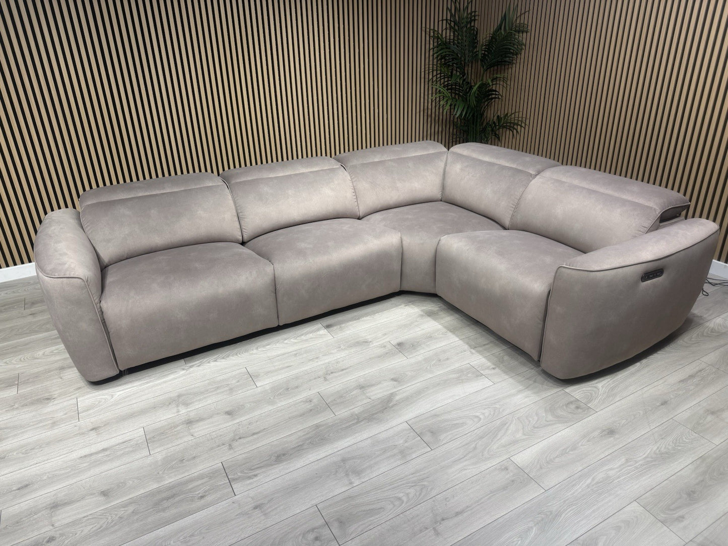 Furniture Village INCA Style Fabric Corner Sofa, Power Recliners - RRP £3195