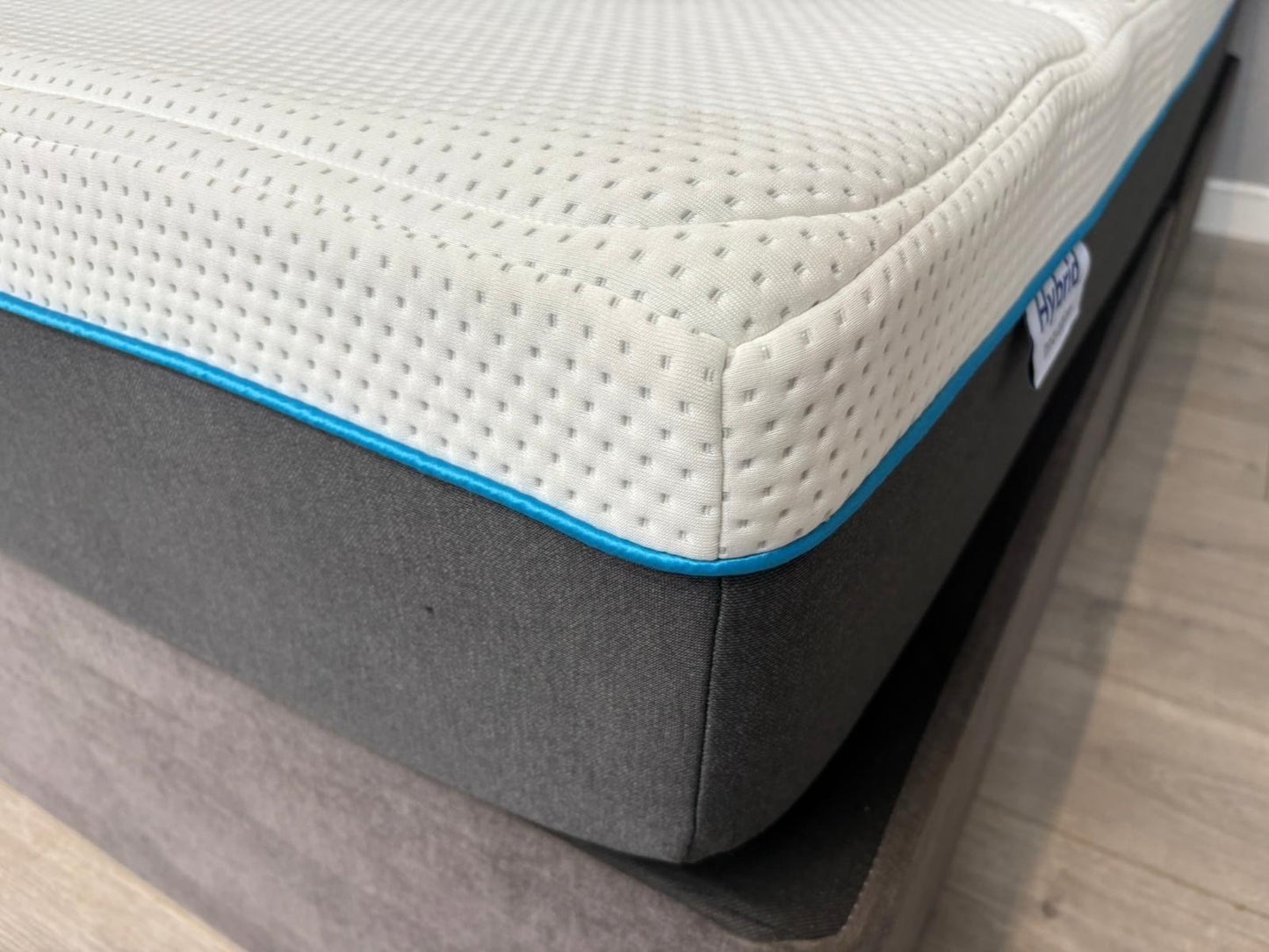MLILY Ortho Gel 1000 Pocket Hybrid 4ft 6 Double Mattress - RRP £699