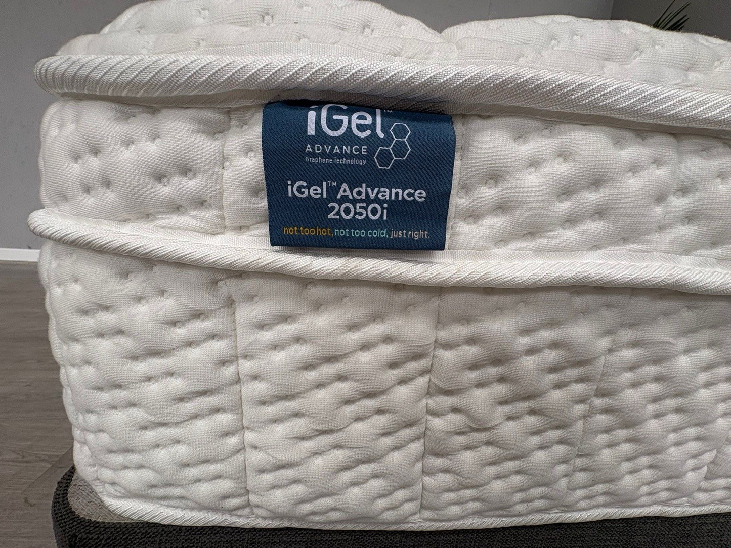 IGEL Advance 2050i 5ft Kingsize Mattress, Medium - RRP £1,499