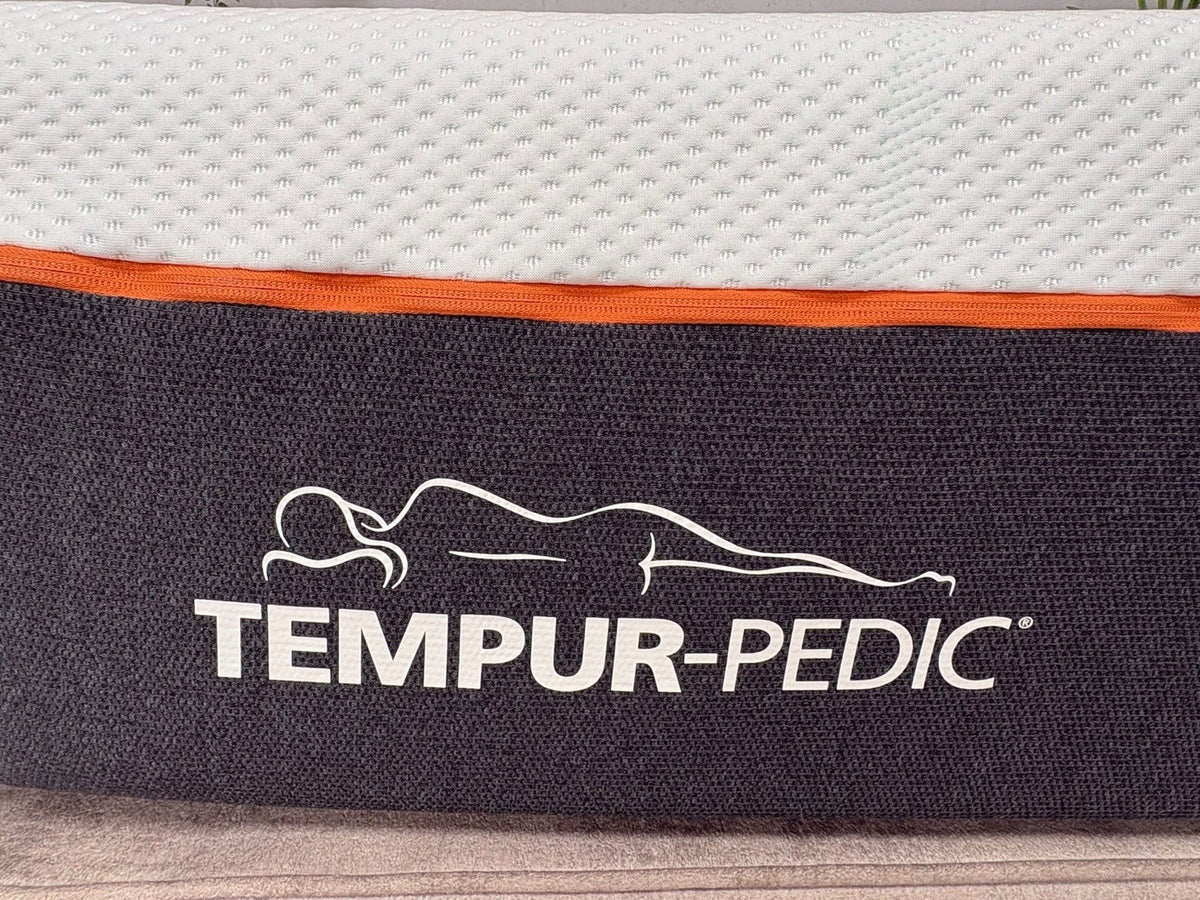 Tempur-Pedic Luxe Adapt 6ft Superking Mattress, Firm ( SEE PICTURES ) RRP £2,999