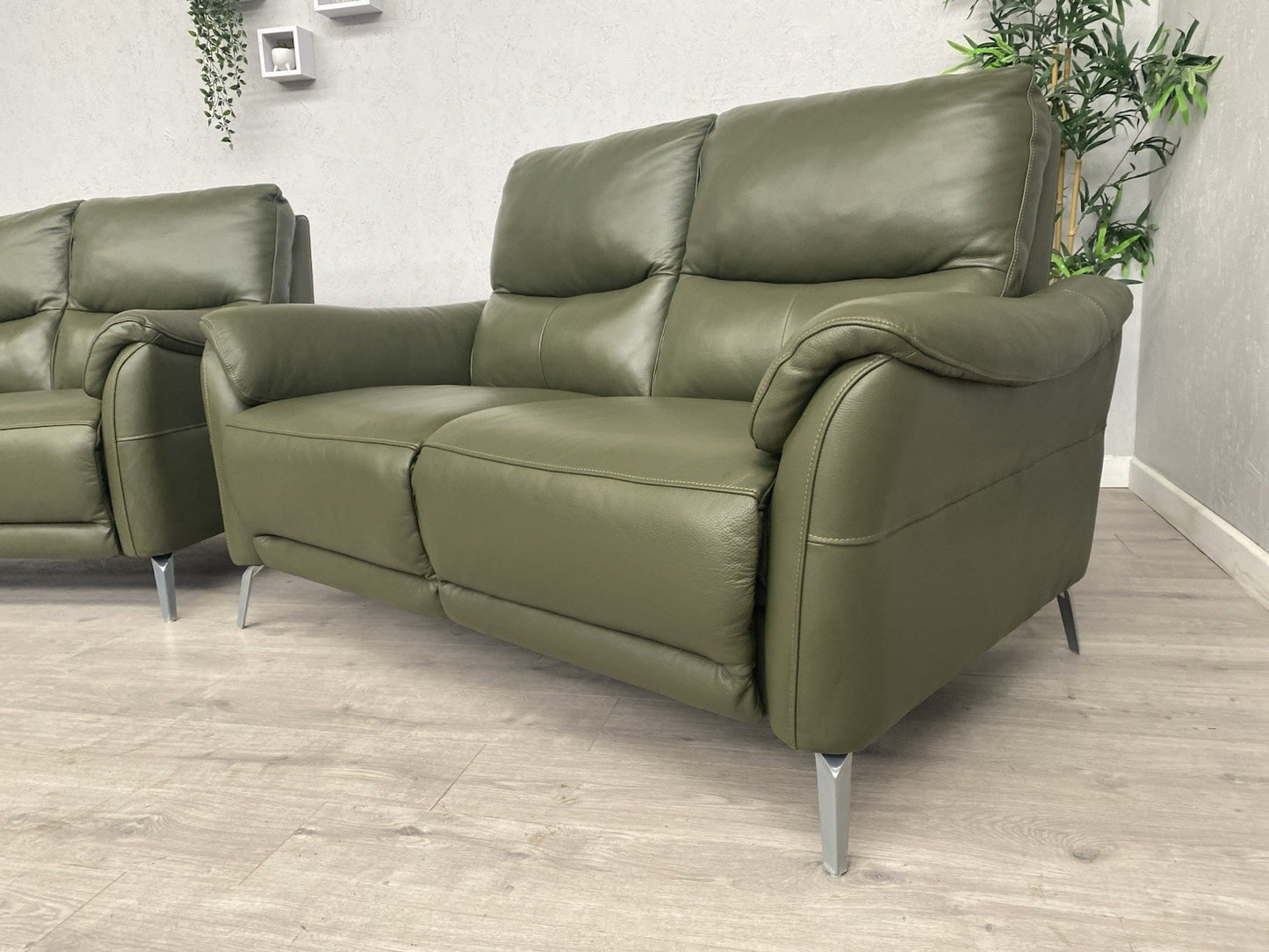 Furniture Village DAYTONA Leather 2 x  2 Seater Sofa Set, Oslo Pine - RRP £2,990