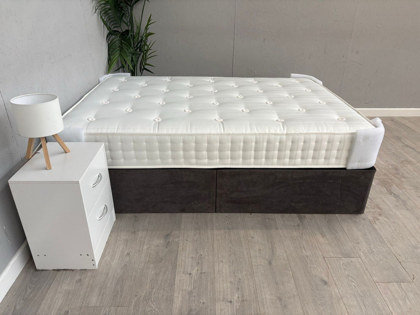 NEXT - 1000 Pocket Extra Firm Ortho 4ft 6 Double Mattress - RRP £499