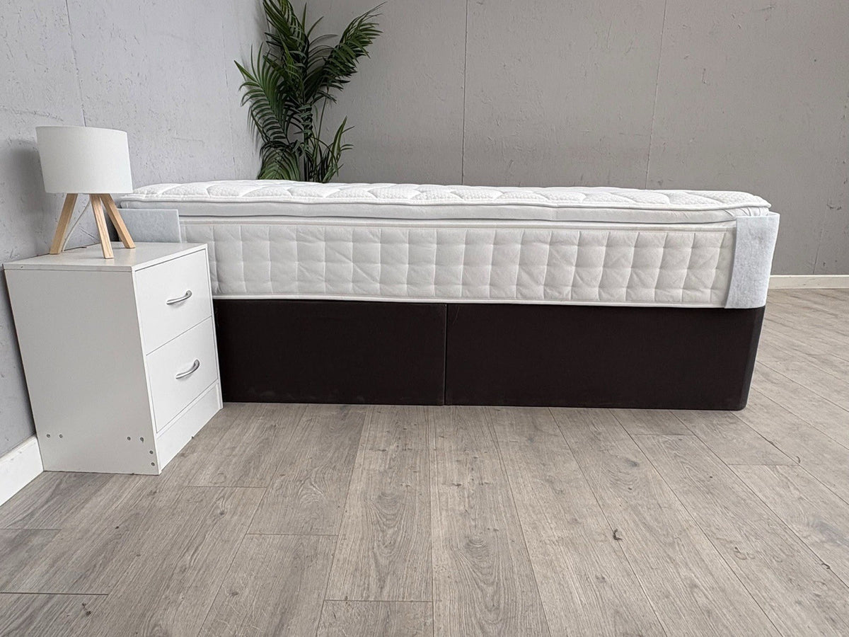 Silentnight 2000 Pocket Pillowtop 4ft 6 Double Mattress - RRP £899