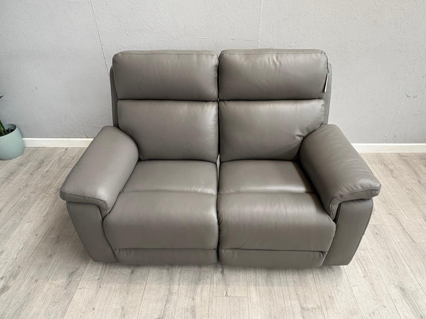 Furniture Village RAVEN Leather 3 + 2 Seater Power Recliner Sofa Set - RRP £2390