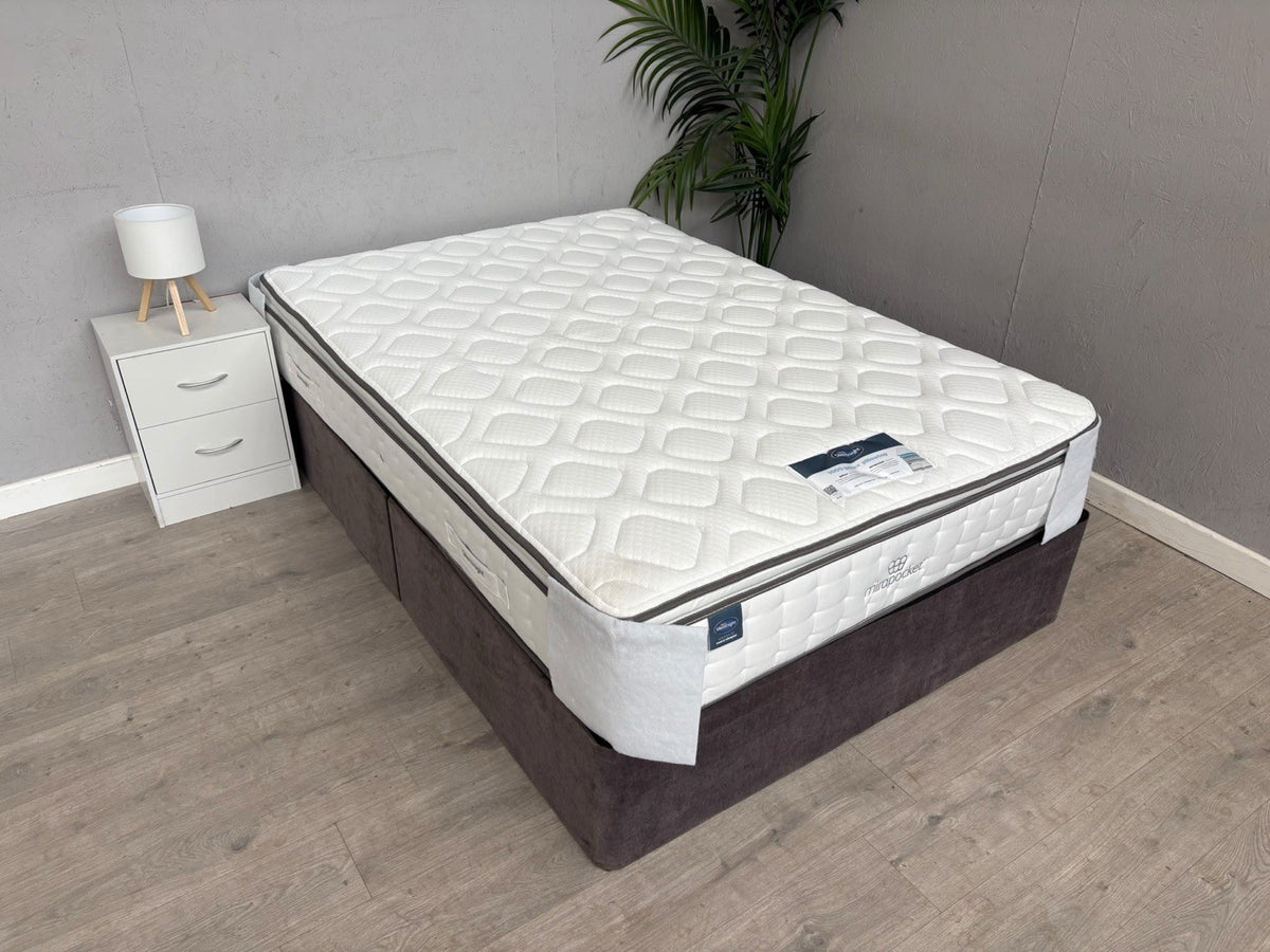 Silentnight 1000 Pocket Geltex Pillowtop 4ft 6 Double Mattress - RRP £699