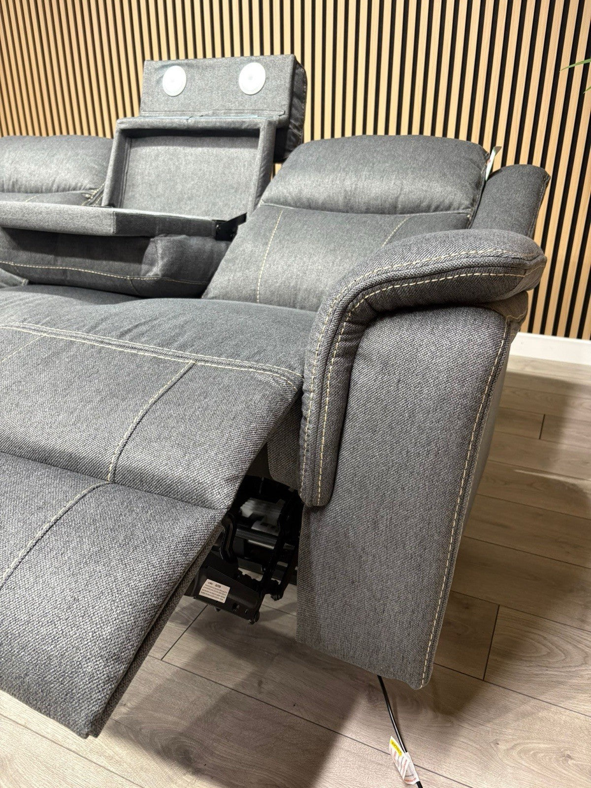 be69e4f7-3675-4899-b870-83c7b9bf9d88