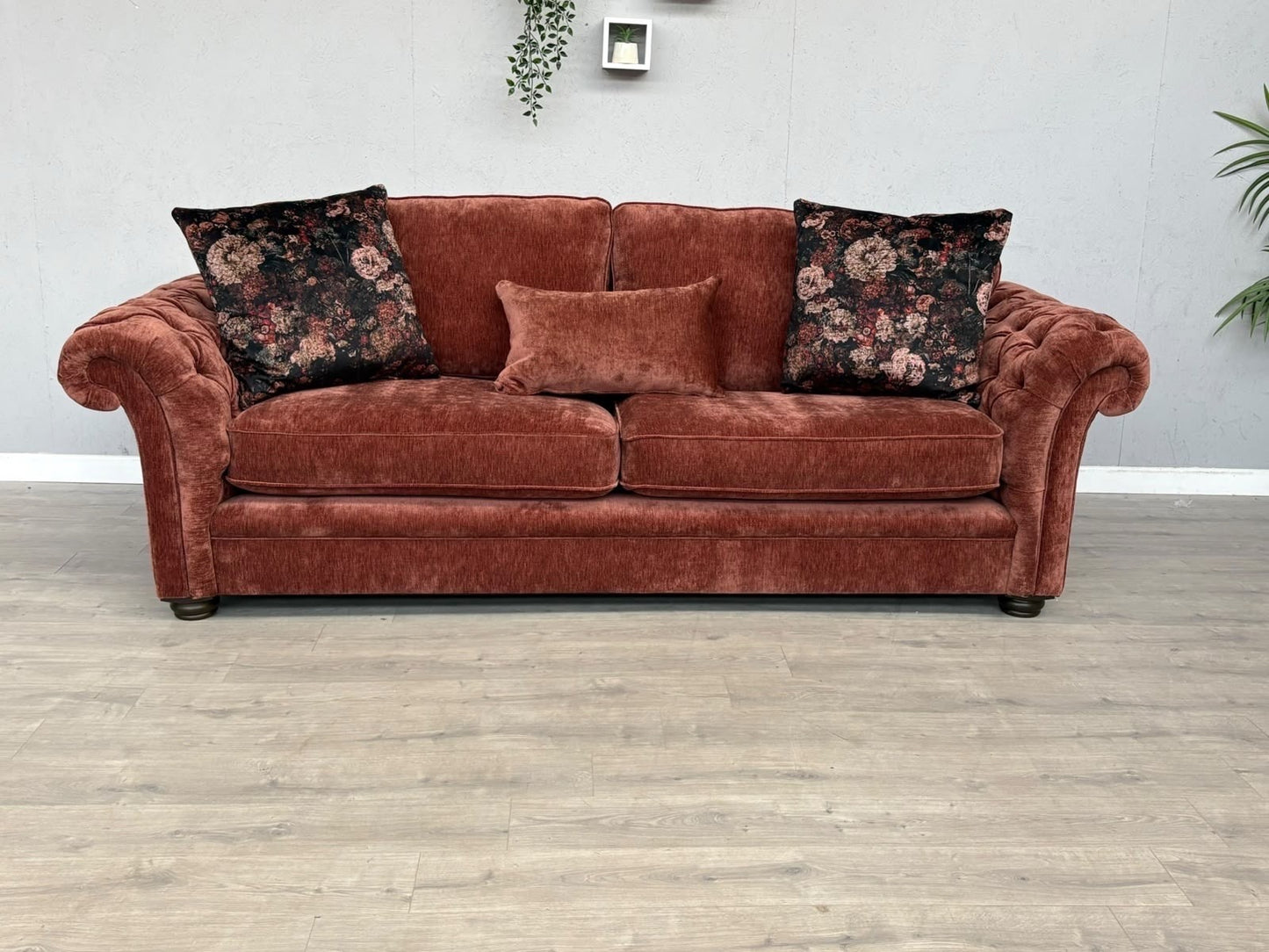 Victoria Fabric 4 Seater Sofa - RRP £2299
