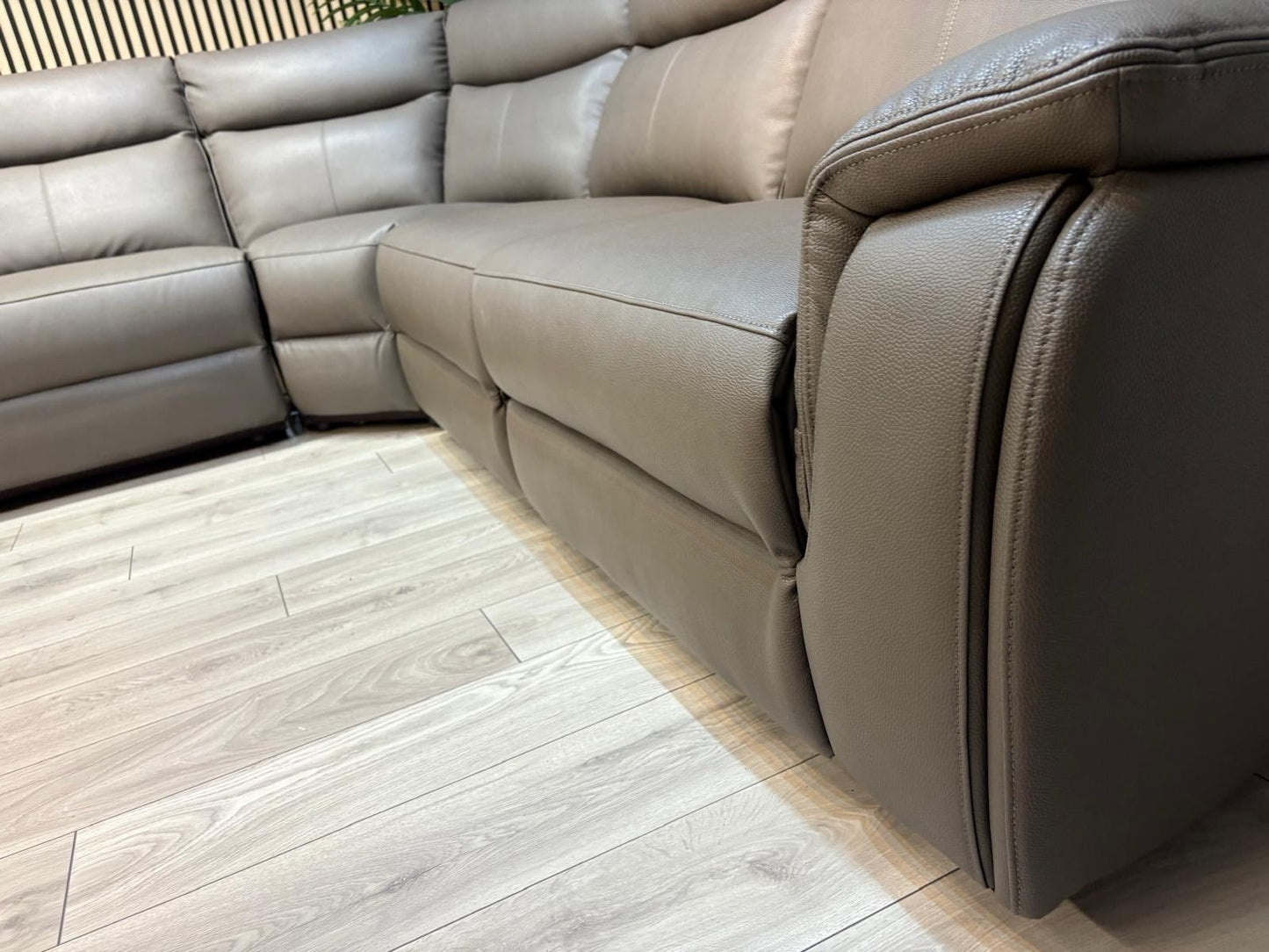 e5e25687-ac42-4512-8a70-1db76b0f3044