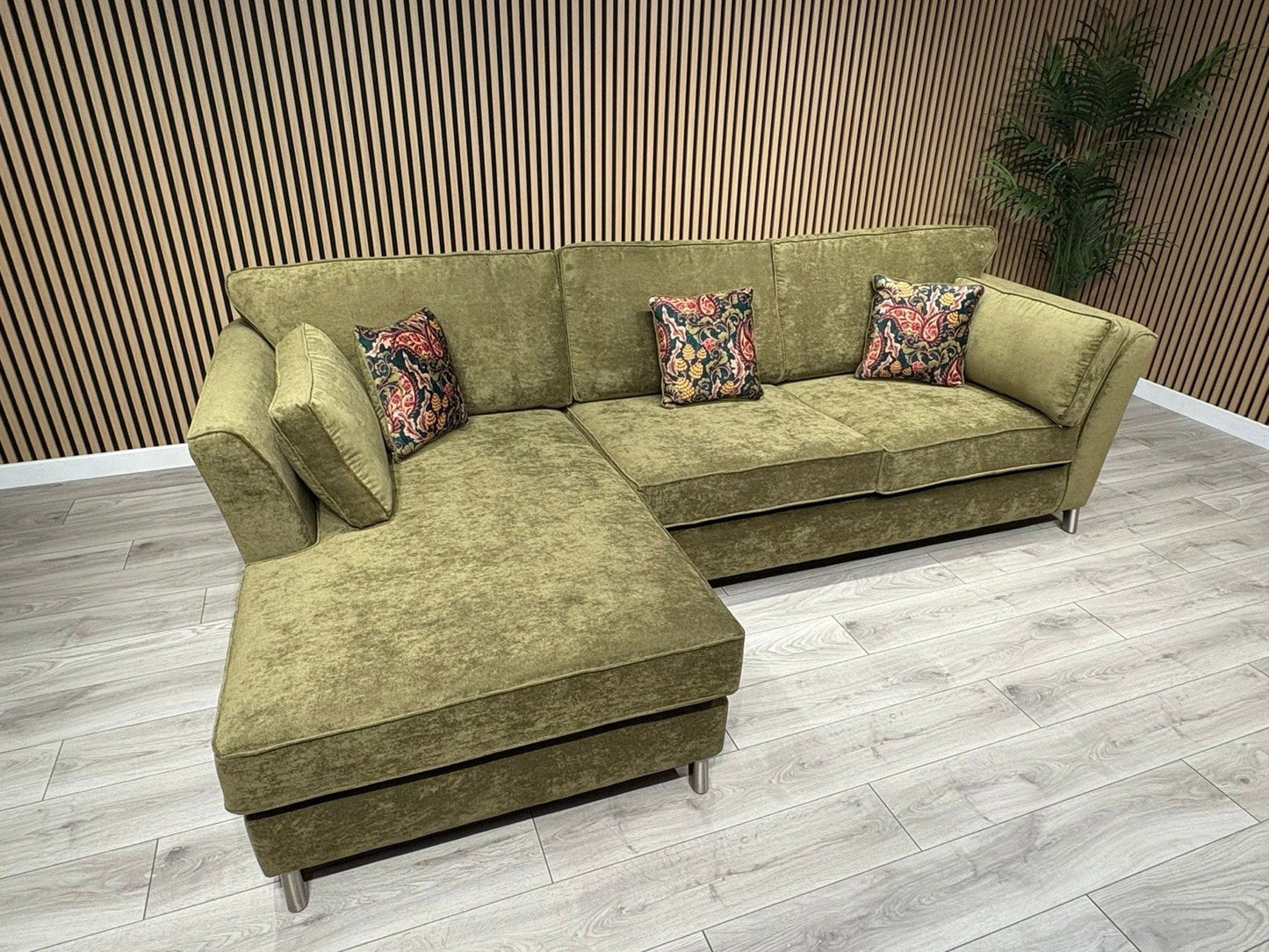 Furniture Village SASHA Fabric Large LHF Chaise Corner Sofa - RRP £3,295