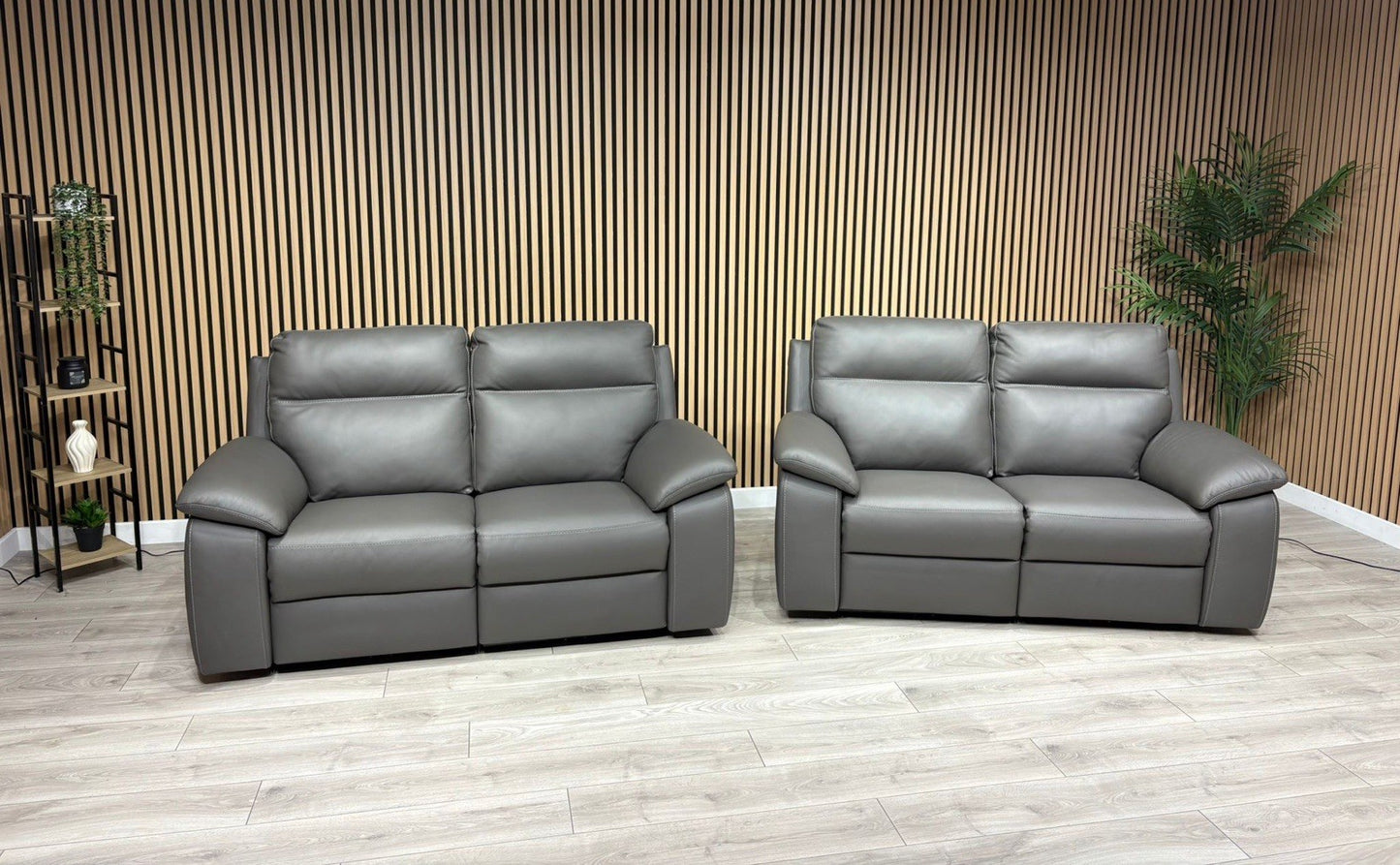 F. Village Nicoletti PEPINO Leather 2 x 2 Seater Recliner Sofa Set - RRP £4,990