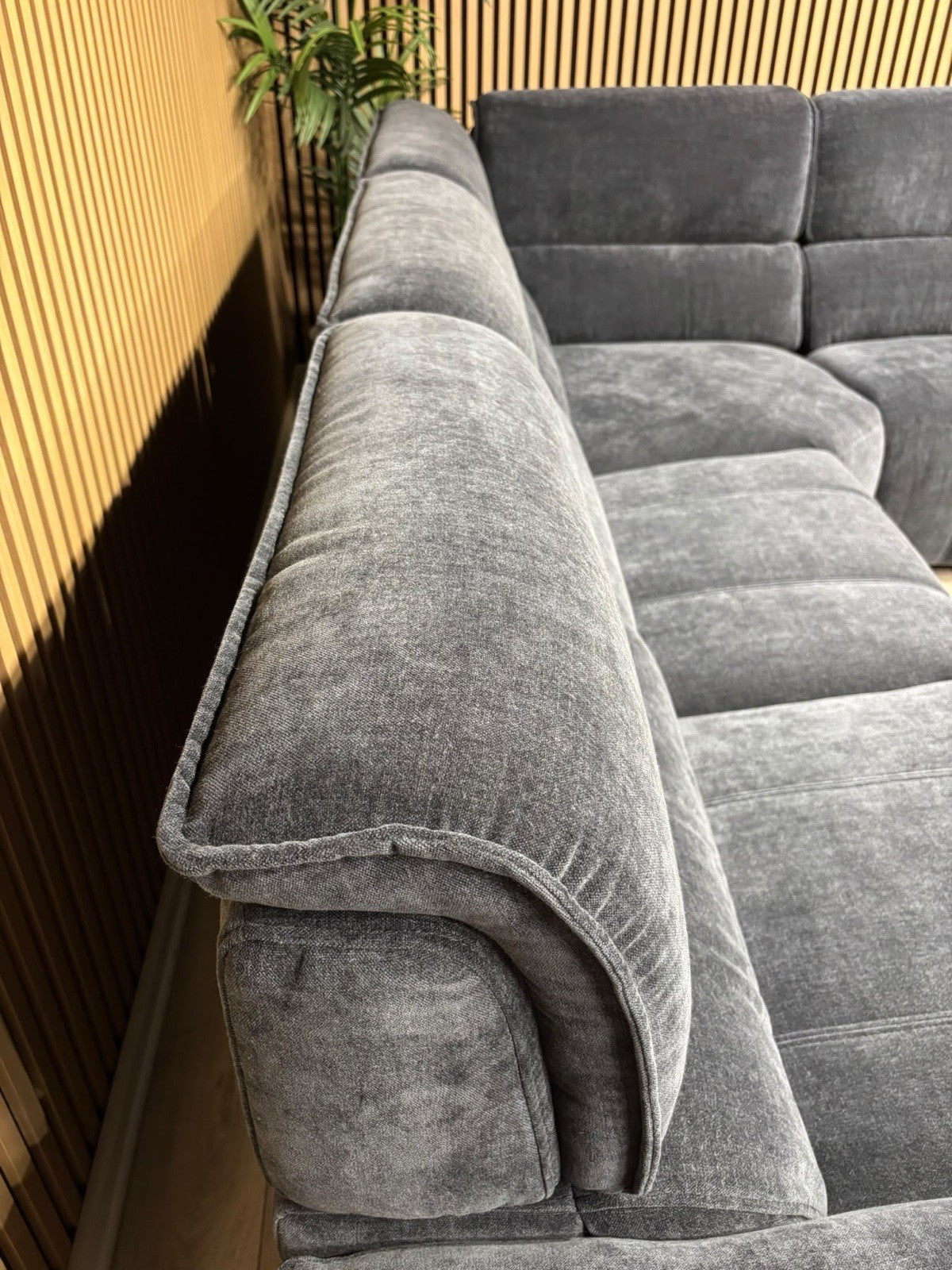 Furniture Village ECLIPSE Style Large Fabric Power Recliner Corner - RRP £3,995