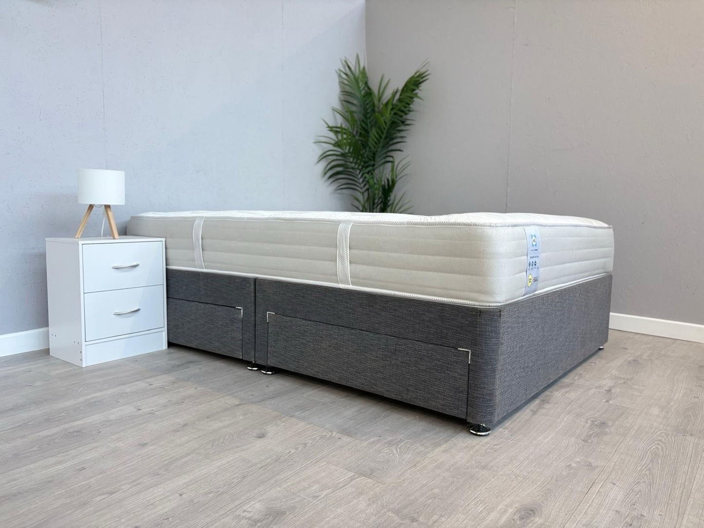 Sealy AUCKLAND Extra Firm 5ft Kingsize Mattress - RRP £1,399