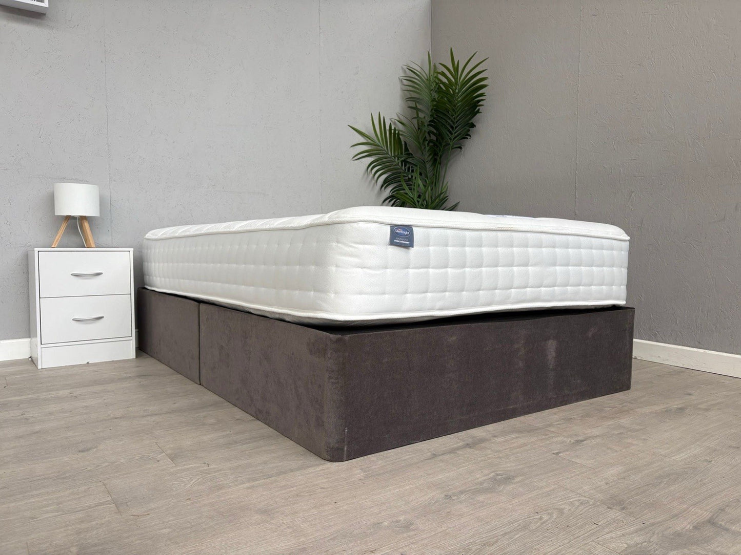 Silentnight Pocket Luxury 2800 Pocket Sprung 4ft 6 Double Mattress - RRP £699